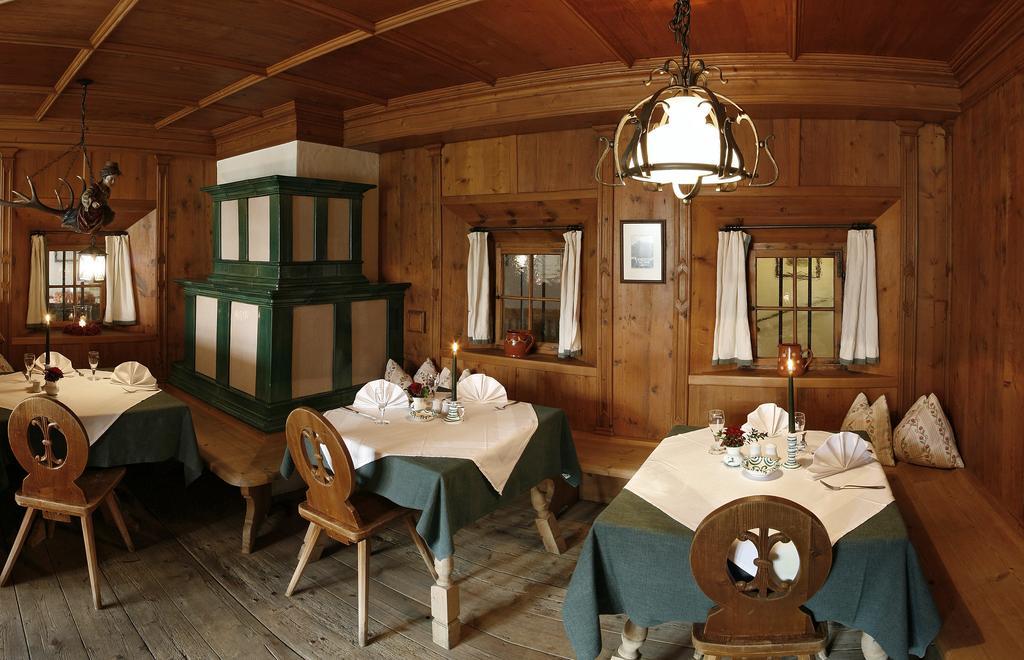 Gasthof Herrnhaus Brixlegg Exterior foto